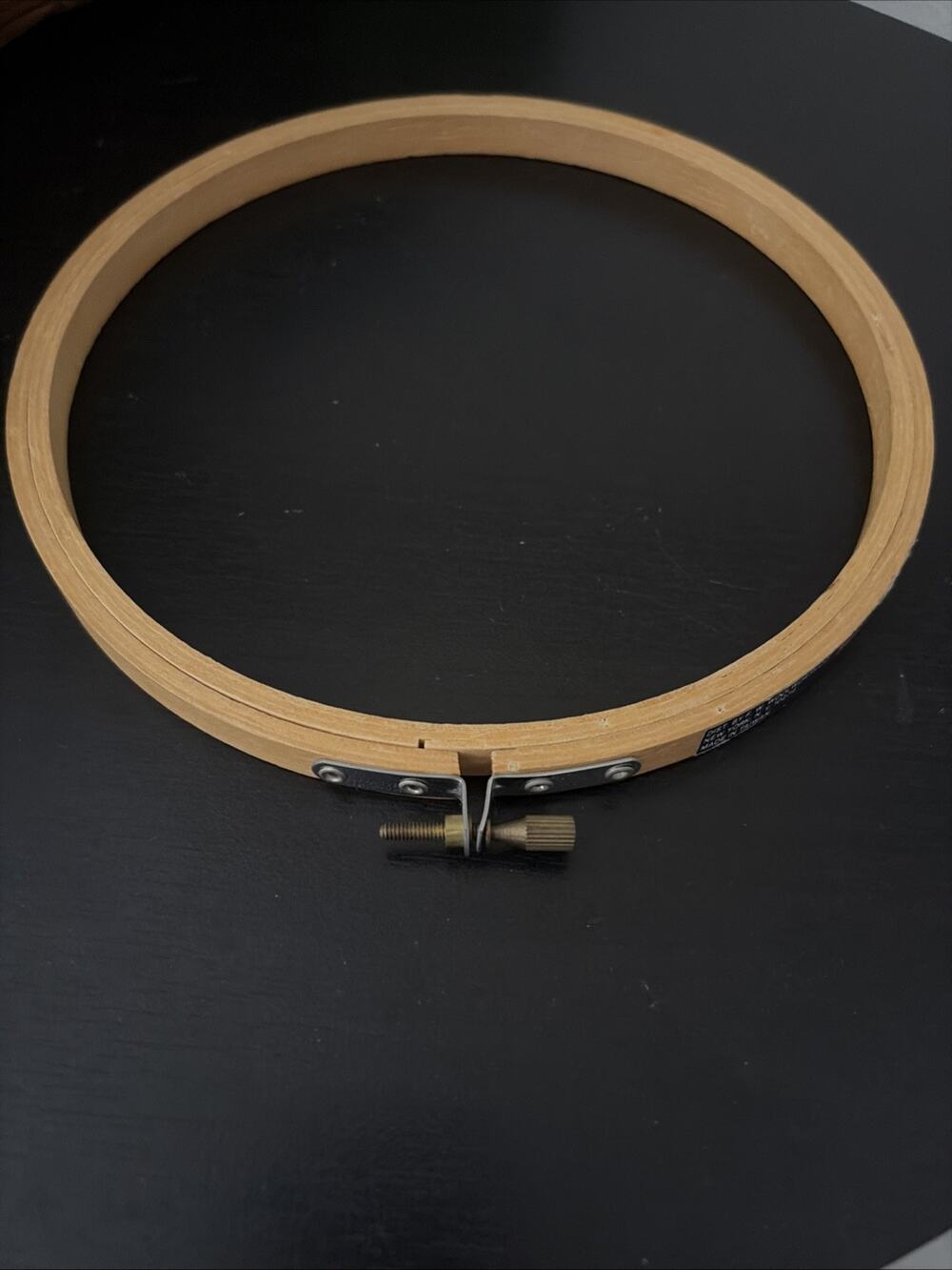VINTAGE “WOOLWORTH” WOOD EMBROIDERY HOOP! 7 Inch (226)
